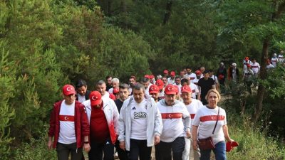 Öğretmenlerin mesleki gelişimlerinin yanı sıra bedensel, ruhsal ve sosyal yönden