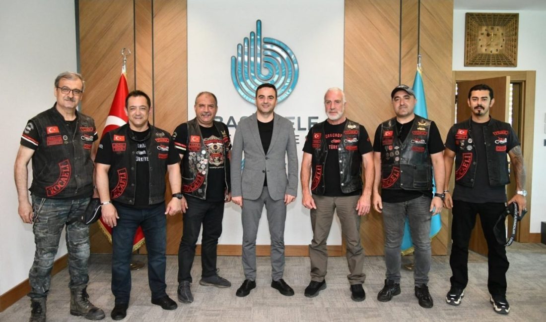 Türk Chopper Motosiklet Kulübü Kocaeli Şubesi heyeti, Başiskele Belediye Başkanı