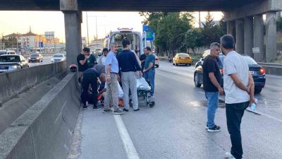 Kocaeli’nin İzmit ilçesinde D-100 karayolunda otomobile arkadan çarpan motosiklet sürücüsü