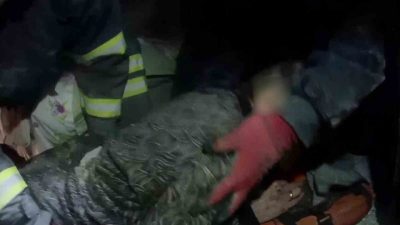 Kocaeli’de itfaiye ekiplerinin zorlu müdahaleleri ile saniyelerle yarıştıkları anlar kask