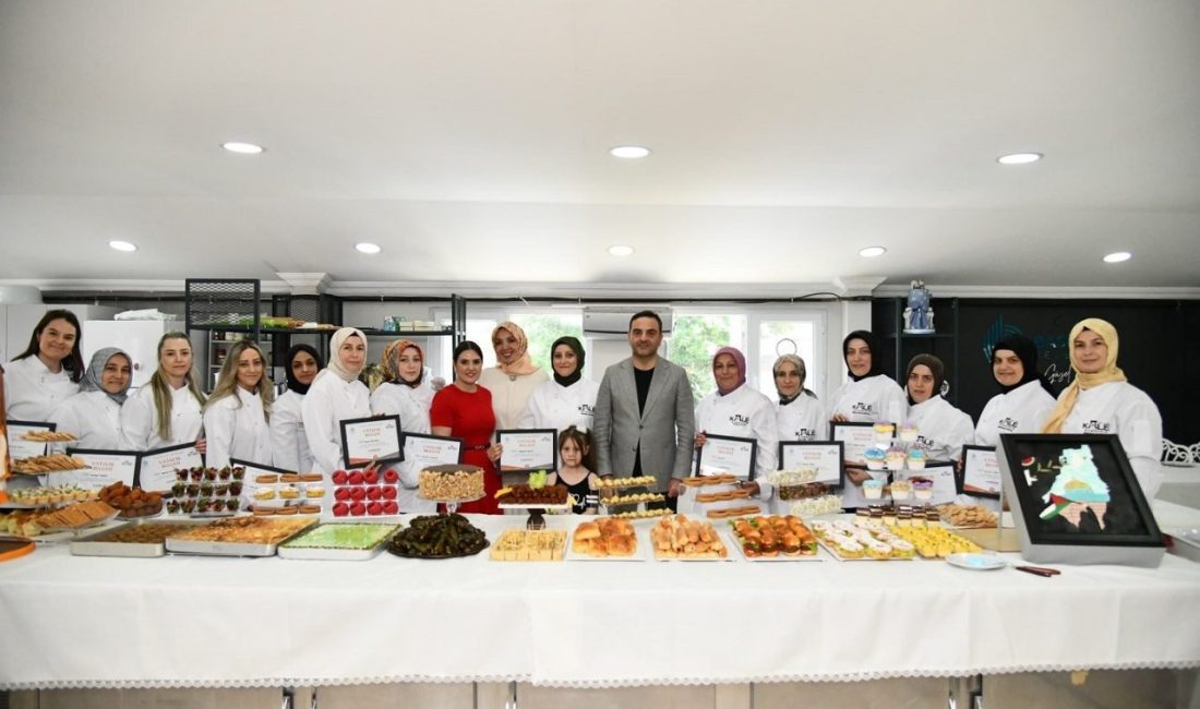 Başiskele Belediyesi tarafından “Altın Bilezik” projesi kapsamında kurulan Pastacılık Akademisi’nde