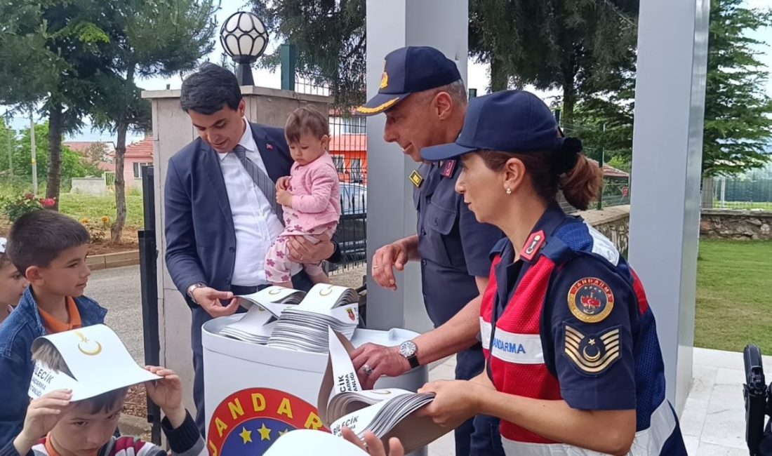 Pazaryeri’nde jandarmadan öğrencilere unutulmaz gün Bilecik’in Pazaryeri ilçesinde düzenlenen anlamlı etkinlikte öğrenciler, jandarmanın hazırladığı özel
