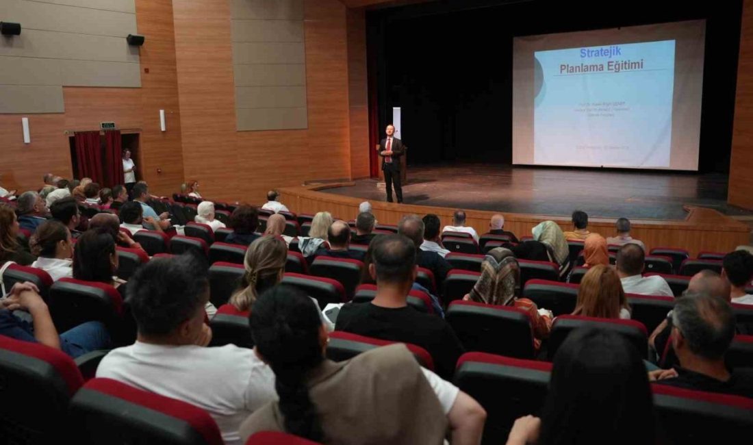 Performans esaslı strateji ve bütçe hazırlama eğitimi verildi Düzce Belediyesi Mali Hizmetler Müdürlüğü, hizmet içi eğitim çalışmaları kapsamında