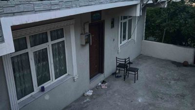 Kocaeli’nin Dilovası ilçesinde tartıştığı 5 çocuk annesi eşini sokak ortasında
