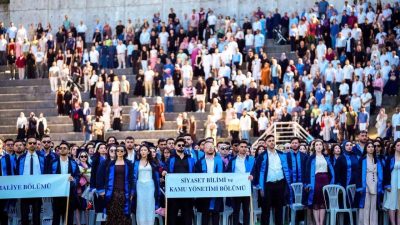 Sakarya Üniversitesi’nin (SAÜ) 2025-2026 Akademik Yılı Mezuniyet Törenleri ikinci gününde