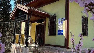 Gölcük’te bulunan Örcün Sultan Baba Türbesi ve çevresinde bakım, temizlik
