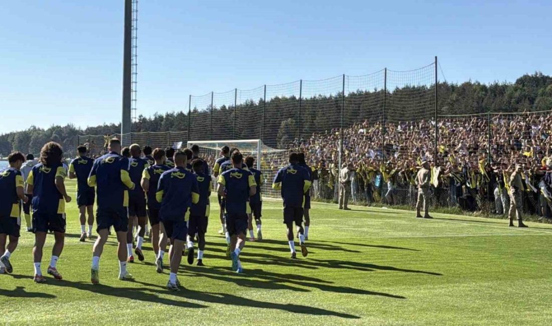 Yeni sezon hazırlıklarını Topuk Yaylası Tesisleri’nde sürdüren Fenerbahçe, yaklaşık 20