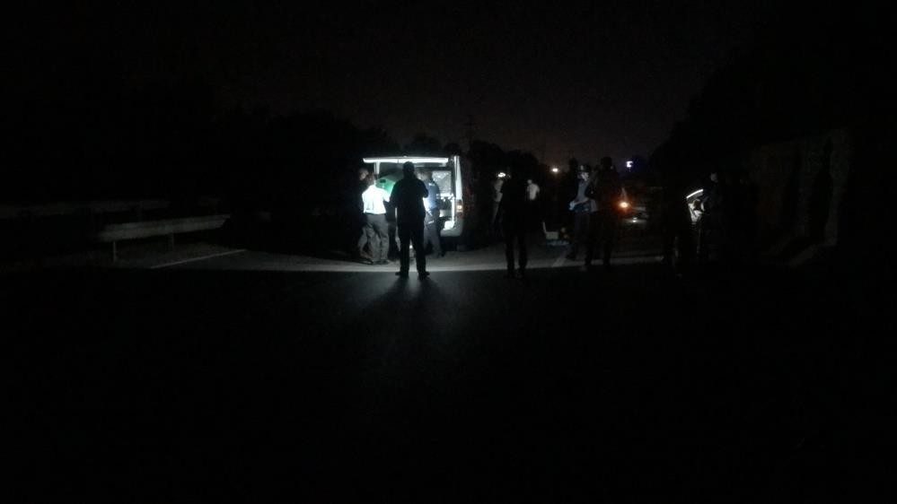 Kocaeli’de bir kişinin trafikte takip edilip aracıyla kaza yaptırıldıktan sonra