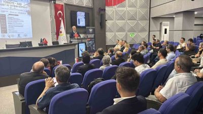 Kocaeli’nin Gebze ilçesinde düzenlenen programda, KOBİ’lerin 3,7 trilyon dolarlık dev