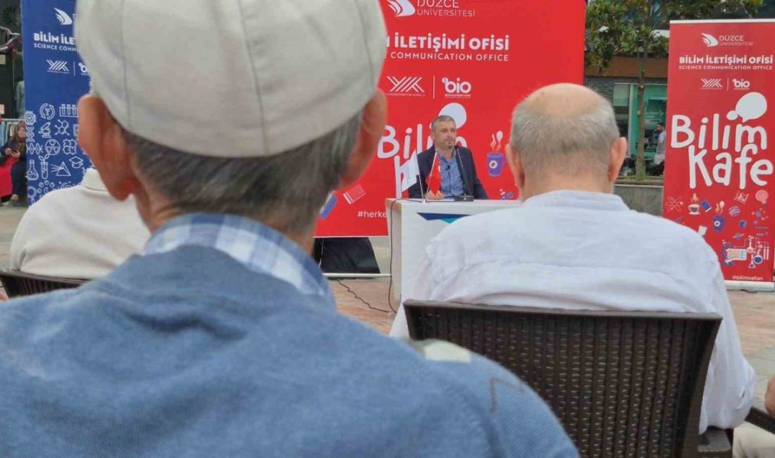 Üroloji Doktoru, cami önünde prostat hastalıklarını anlattı Düzce Üniversitesi Bilim İletişim Ofisi tarafından düzenlenen Bilim Kafe etkinliği