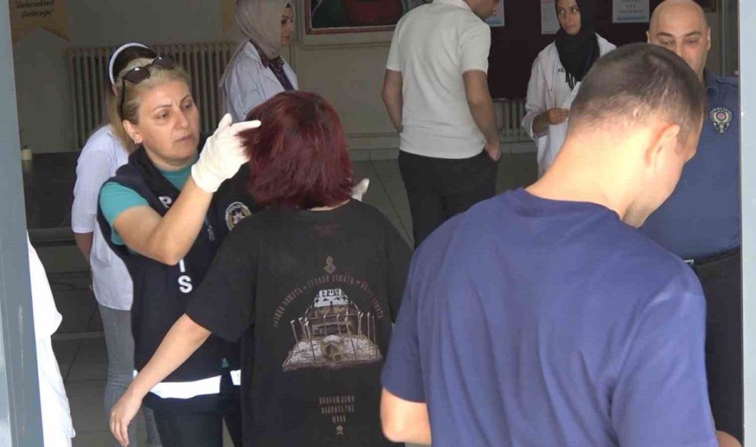 Yükseköğretim Kurumları Sınavı’nın (YKS) birinci oturumu Temel Yeterlilik Testi (TYT)
