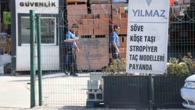 SAKARYA (İHA) – Sakarya’nın Adapazarı ilçesinde bir yapı malzemeleri firmasında