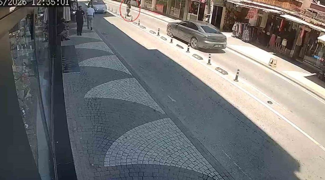 Sakarya’nın Karasu ilçesinde yolun karşısına geçerken otomobilin çarptığı engelli vatandaş