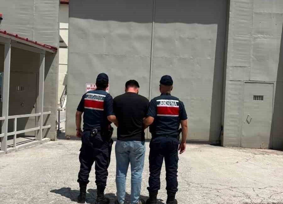 Bilecik’te 3 yıl 9 ay hapis cezası bulunan şahıs yakalandı.