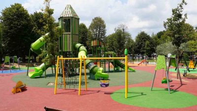 Düzce Belediyesi, son 6 yılda 61 yeni parkı hizmete sunarken,