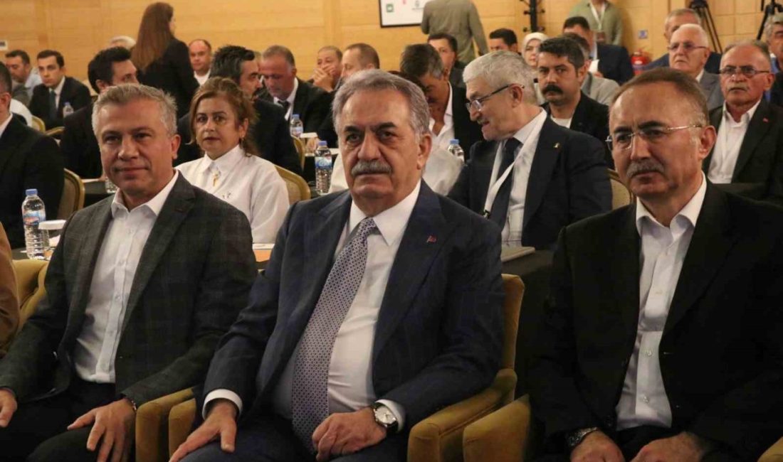 AK Parti Genel Başkan Yardımcısı Yazıcı, “Mevcut anayasa yamalı bohçaya dönüşmüş” Bolu’da AK Parti’nin bölge toplantısında konuşan AK Parti Genel Başkan