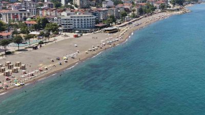 Akçakoca Kaymakamlığı, olumsuz hava şartları ve denizdeki riskli durumlar nedeniyle