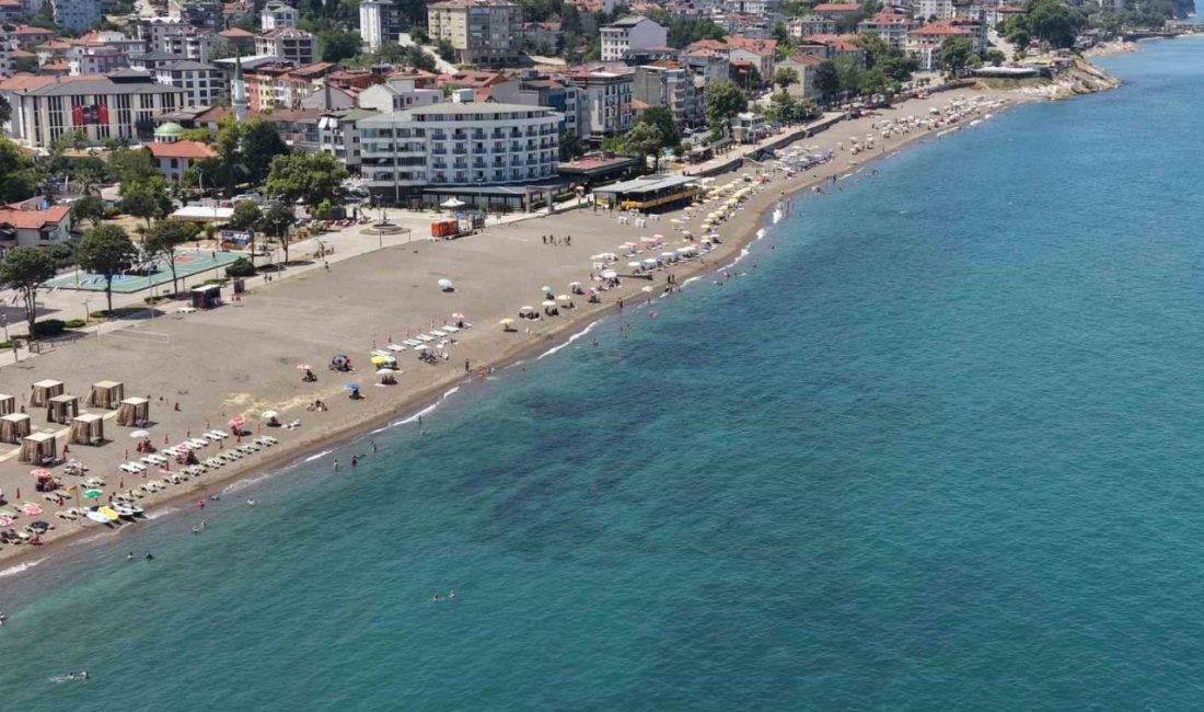 Düzce’nin Karadeniz’e kıyısı bulunan Akçakoca ilçesinde hava sıcaklığının 37,1 dereceye