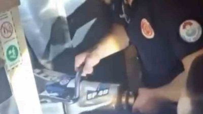 Yalova’da binada arızalanan asansörde mahsur kalan 9 kişi, itfaiye ekiplerinin
