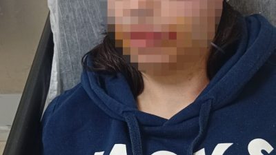 Kocaeli’nin Körfez ilçesinde kendisinden ayrılmak isteyen kız arkadaşını alıkoyarak darp