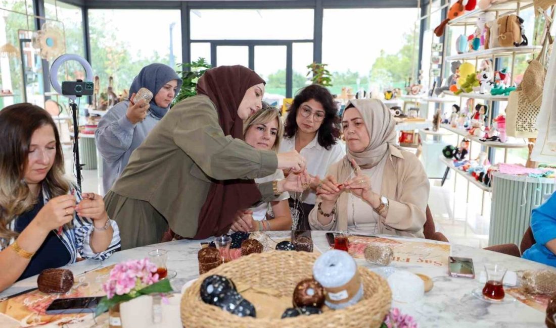 Son dönemde moda dünyasında yeniden ilgi gören saç filesi, Başiskele’de