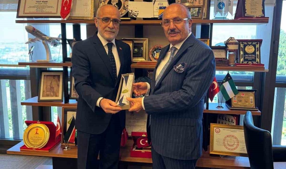 Cumhurbaşkanı Başdanışmanı Yalçın Topçu, Cumhurbaşkanlığı Külliyesi’nde ziyaret eden Taşköprü Belediye