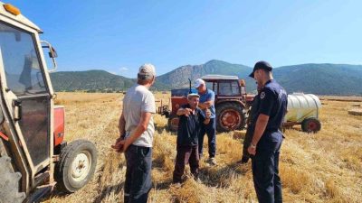 Bilecik’te jandarma ekipleri, biçerdöver operatörlerine yangın eğitimi verdi. Bilecik İl