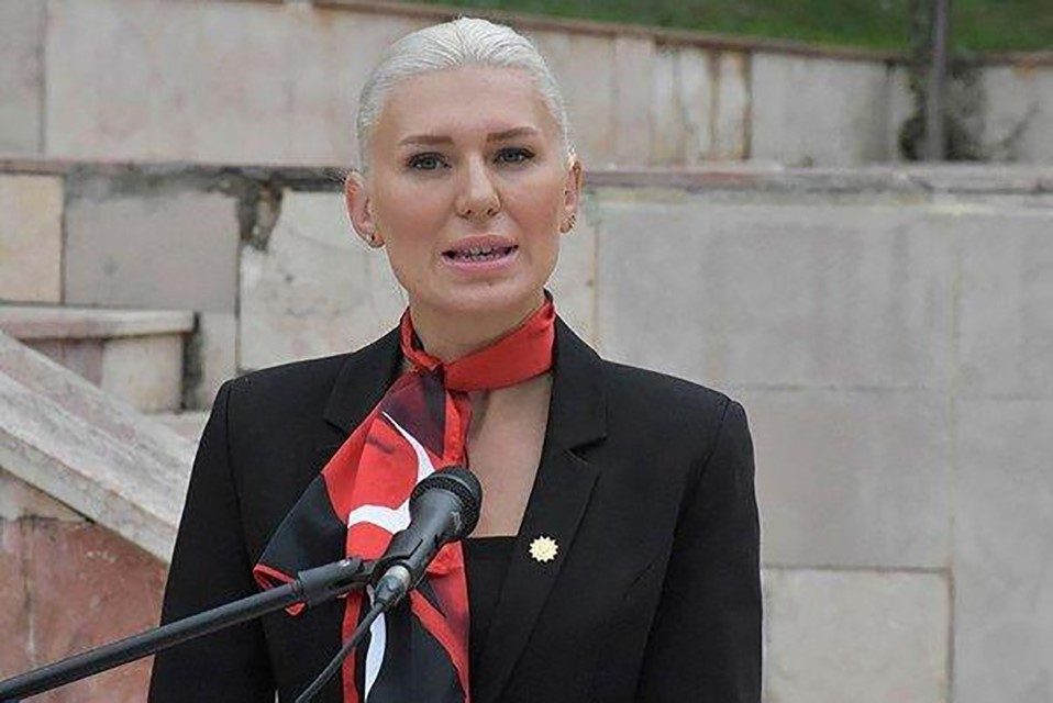Bilecik Belediye Başkanı Melek Mızrak Subaşı, Yeni Parti’ye geçeceğini duyurdu.
