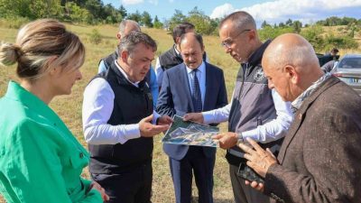 Bilecik Valisi Faik Oktay Sözer, Bilecik’e bağlı Pelitözü’nde yapımı devam