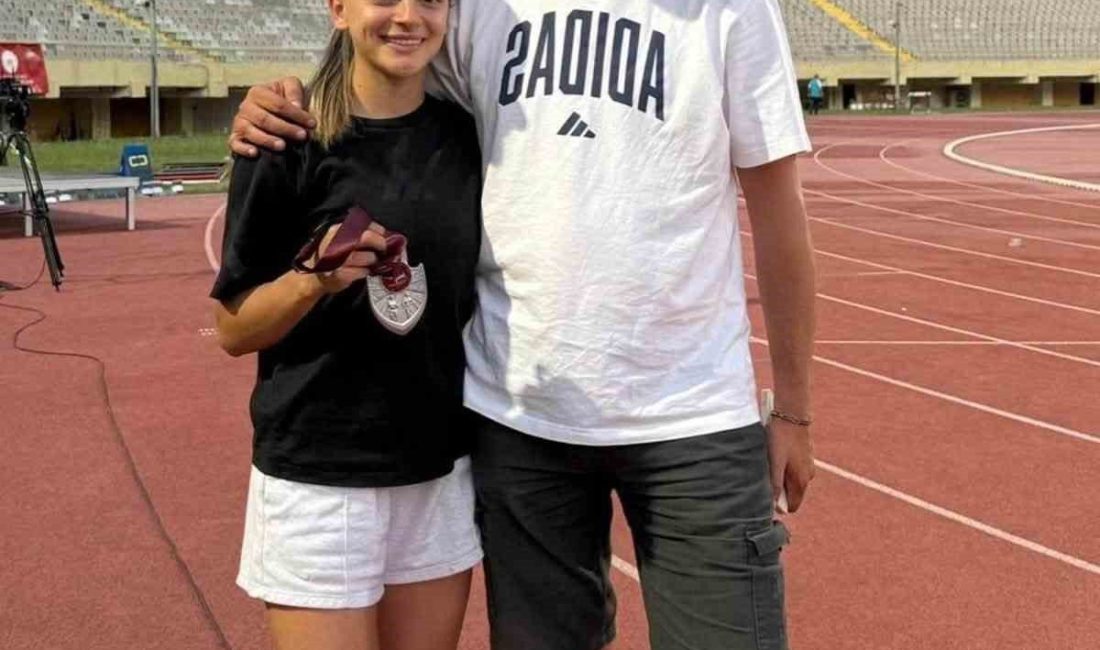 Bilecikli atletizm sporcusu Nur Arı, Türkiye ikincisi oldu. Büyükler Türkiye