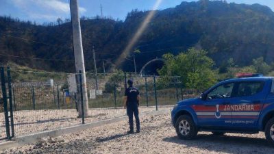 Bilecik’te jandarma ekiplerince gerçekleştirilen uygulamalarda 2 bin 775 araç sürücüsü