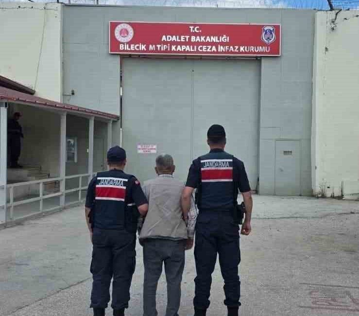 Bilecik’te ’Basit yaralama’ suçundan aranan şahıs yakalandı. Alınan bilgilere göre,