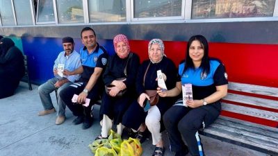 Bilecik’in Bozüyük ilçesinde vatandaşlara dolandırıcılık uyarısı yapıldı. Bozüyük İlçe Emniyet