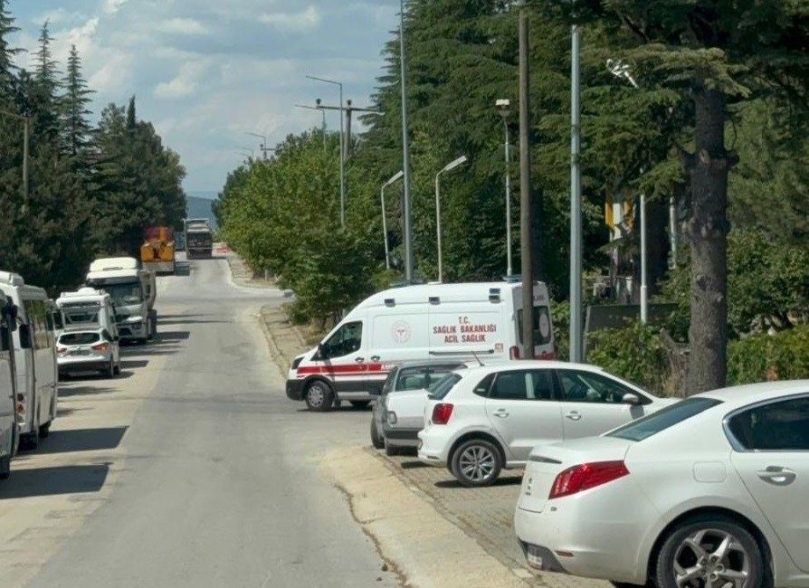 Bilecik’te bir granit fabrikasında varilin patlaması sonucu meydana gelen iş