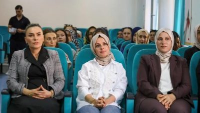 Bilecik’in Osmaneli ilçesinde Koruyucu Aile Bilgilendirme Toplantısı gerçekleştirildi. Bilecik Valisi