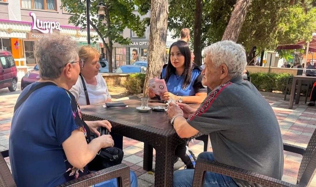 Bilecik’te vatandaşlara sahte para uyarısı yapıldı. Bilecik’in Bozüyük ilçesinde İl