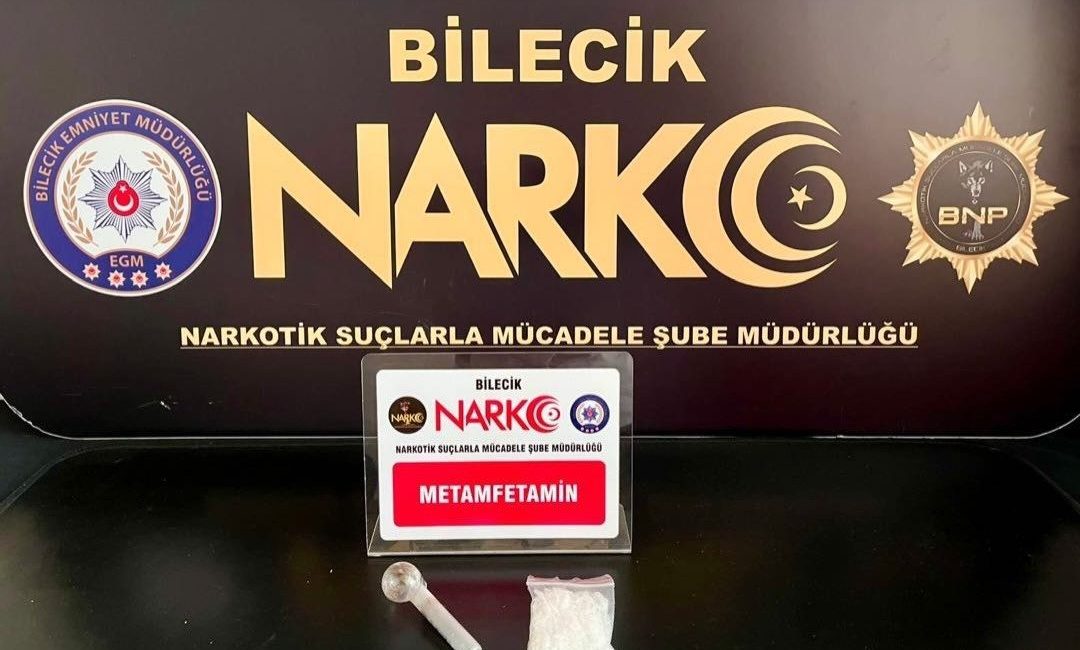 Bilecik’te düzenlenen uyuşturucu operasyonunda 1 şüpheli yakalandı. Edinilen bilgilere göre,