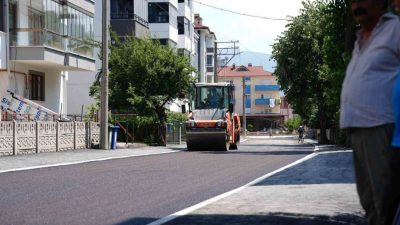 Bolu Belediyesi ekiplerince Aktaş Mahallesi Tunç Sokak ile Sümer Mahallesi