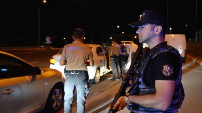 Bolu’da bir haftada gerçekleştirilen denetim ve operasyonlarda uyuşturucu maddeler, sentetik