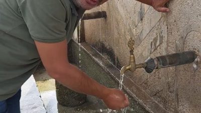 Bolu’nun Gerede ilçesindeki Aşağıovacık Yaylası’nda duyarlı vatandaş, büyükbaş hayvanların su