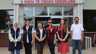 Bolu’da “Kadın Eliyle Nohutta Bereket” projesi çerçevesinde kadın çiftçilerce toprakla