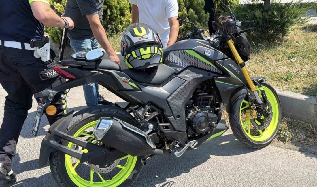 Bolu’da motosiklet ile elektrikli motosiklet çarpıştı: 1 yaralı Bolu’da D-100 kara yolunda motosiklet ile elektrikli motosikletin çarpıştığı kazada