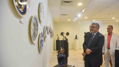 Bilecik Şeyh Edebali Üniversitesi’nde (BŞEÜ) yıl sonu öğrenci sergisi açıldı.