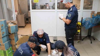 DÜZCE(İHA) – Düzce’nin Cumayeri ilçesi belediyesi Zabıta Amirliği ekipleri, vatandaşların