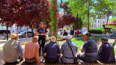 Bilecik’te dolandırıcılığa karşı vatandaşlar bilgilendirildi. Bilecik İl Emniyet Müdürlüğü Toplum