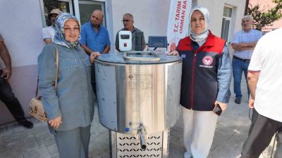 Düzce’de 45 üreticiye süt soğutma tankı desteği Düzce’de süt üretiminde kalite ve hijyen standartlarının yükseltilmesi amacıyla hayata