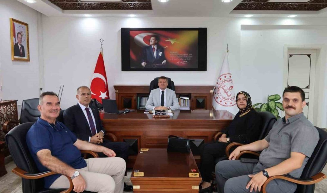 Bilecik İl Millî Eğitim Müdürü Serdal Şimşek başkanlığında eğitim müfettişleri