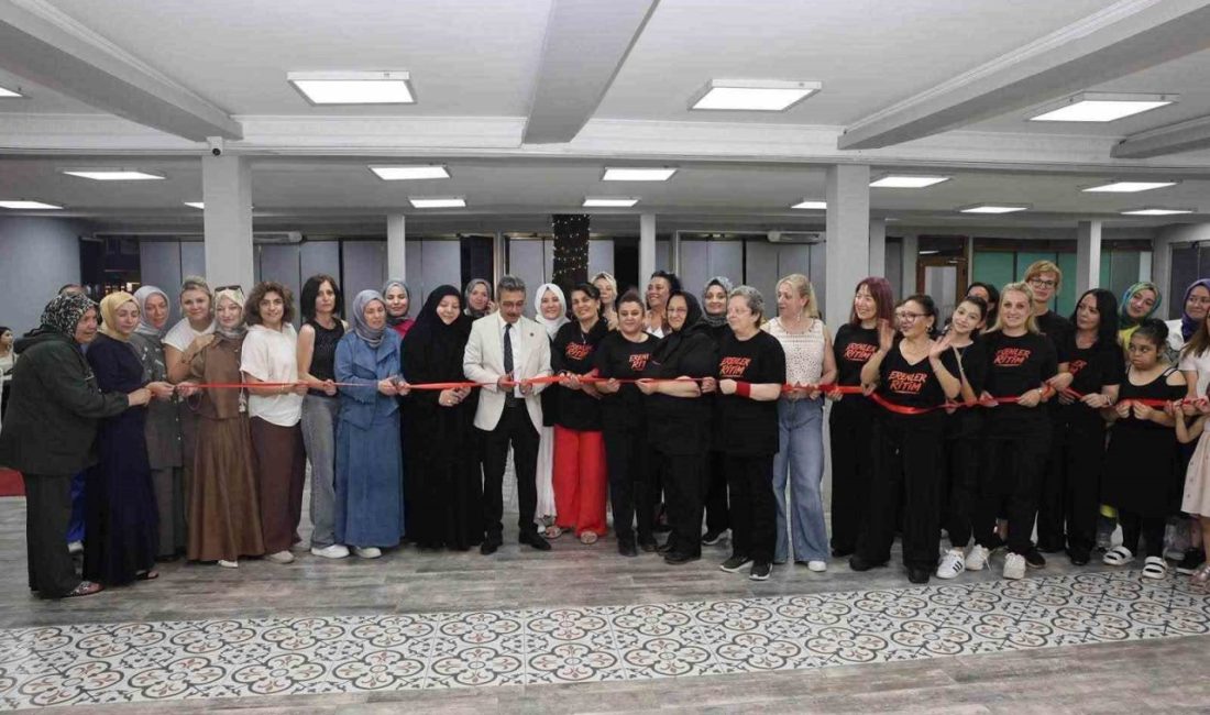 Erenler’de kadınlar için yeni merkez kapılarını açtı Erenler Belediyesi tarafından kadınların sosyal, kültürel ve kişisel gelişimlerine katkı