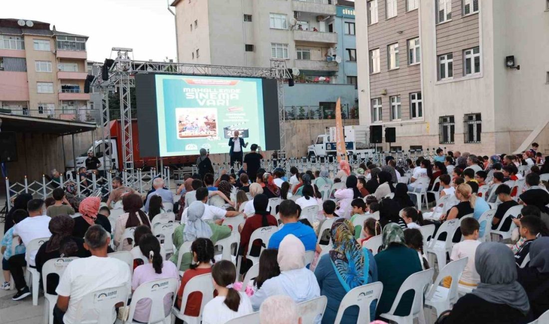 Gebze’de yaz akşamlarını renklendiren “Mahallemde Sinema Var” etkinliği yoğun katılımla