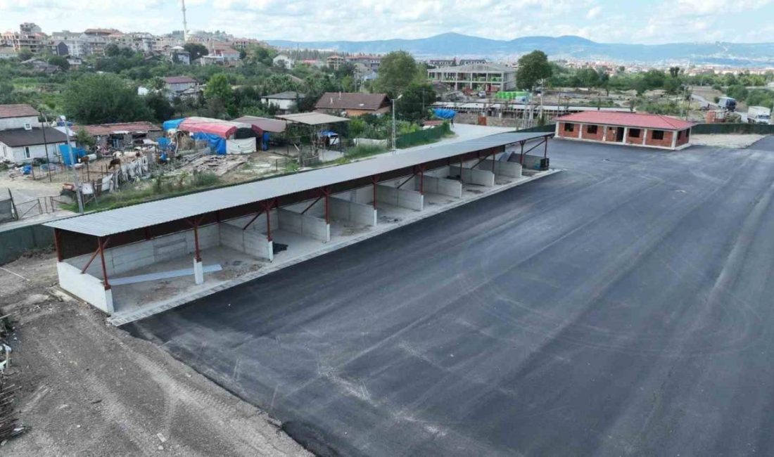 Gölcük’te yapımı sürdürülen Atık Getirme Merkezi’nin inşasında sona yaklaşıldı. Gölcük